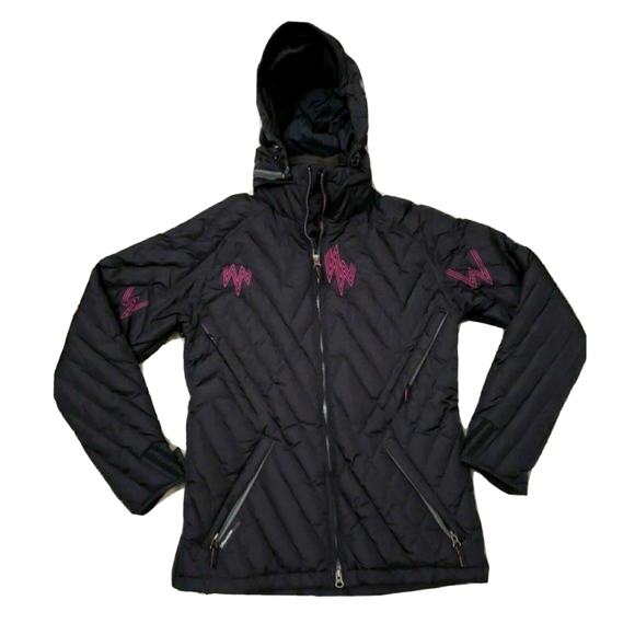 Volcom Womens Ski Snowboard thermouite 5000 Embroidered Jacket  Small NOWT